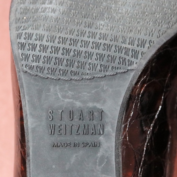 Stuart Weitzman Crocodile Pattern Kitten Heels - Picture 7 of 8